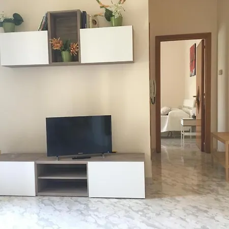 Rosae Bed and Breakfast Πέστουμ